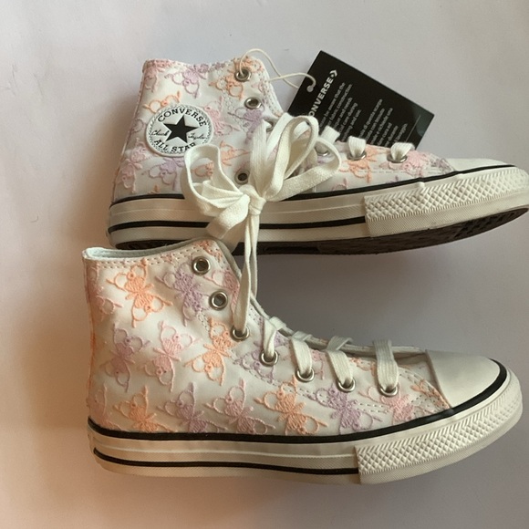 NWOB CTConverse All Star high top embroidered butterfly, US size 2 youth - Picture 3 of 6